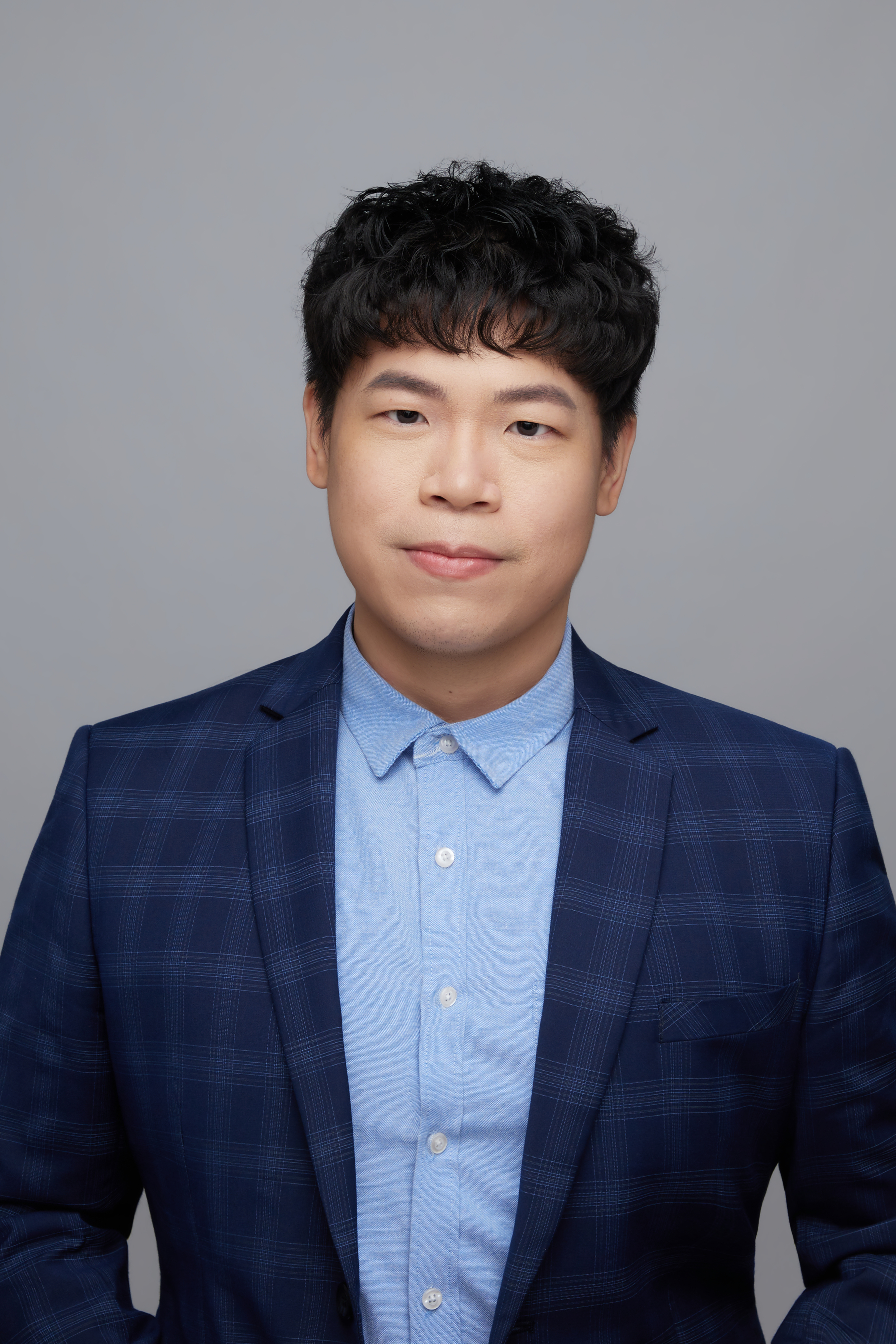 林鼎崴老師照片